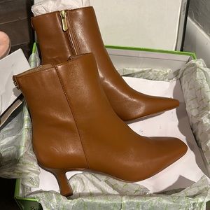 NWT Sam Edelman Lizzo Kitten Heel Bootie Tawny brown tan 7.5